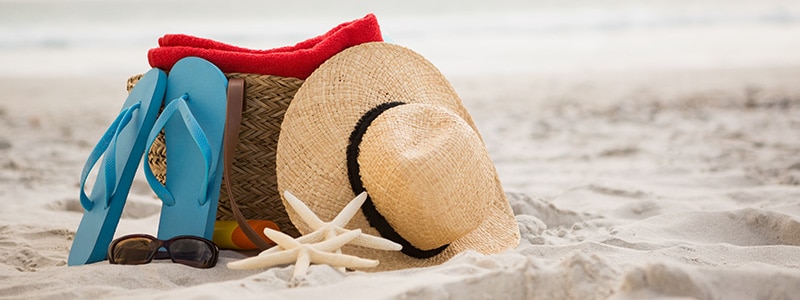 Foto de accesorios en un playa de vacaciones